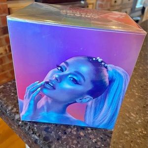 Ariana grande cloud perfume